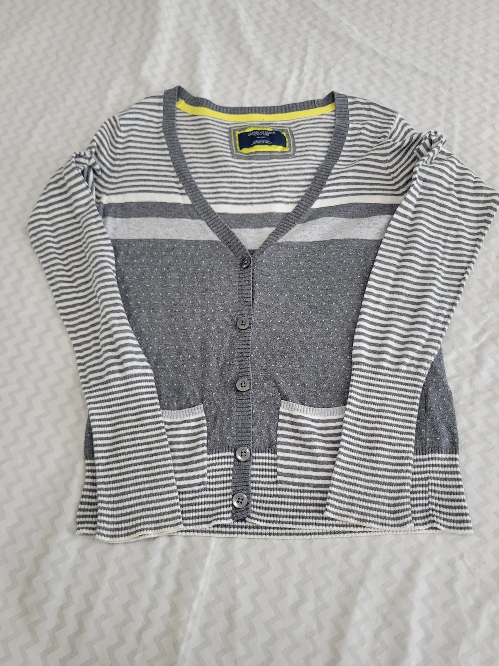 American Eagle Outfitters Gray & White Striped V-Neck Button Cardigan - Picture 1 of 10